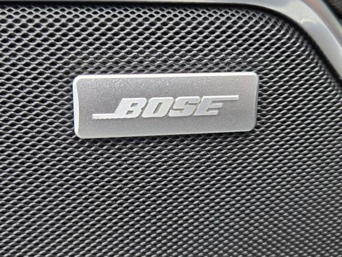 Used 2025 GMC Sierra 3500 SLT w/ SLT Convenience Package image 18