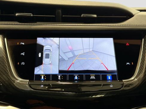Certified 2024 Cadillac XT6 Sport w/ Technology Package AWD/4WD image 12