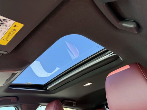 Used 2025 MAZDA MAZDA3 Carbon image 11