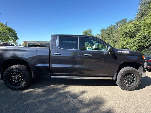 Used 2024 Chevrolet Silverado 1500 LTZ w/ Technology Package AWD/4WD image 4