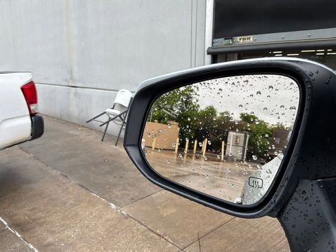 Used 2025 Toyota Grand Highlander FWD image 20