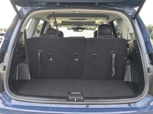 Certified 2025 Kia Telluride S image 13