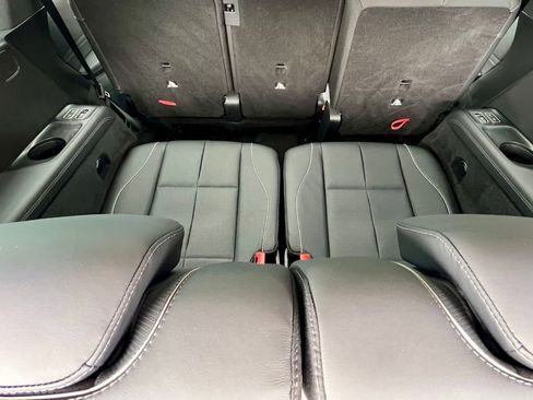 Certified 2025 Mercedes-Benz GLS 580 4MATIC image 45