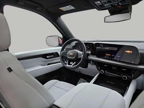 New 2026 Chevrolet Tahoe Premier w/ Sun And Tow Package AWD/4WD image 12