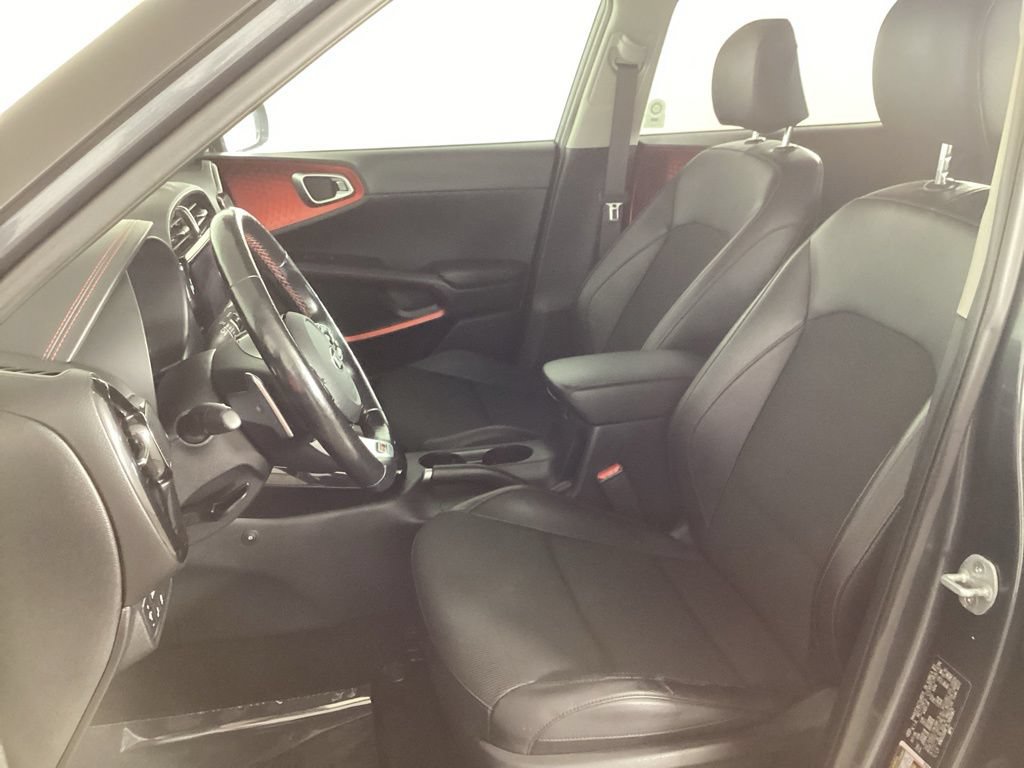 Used 2020 Kia Soul GT-Line Turbo FWD image 10