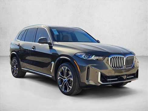 Used 2026 BMW X5 xDrive40i AWD/4WD image 6