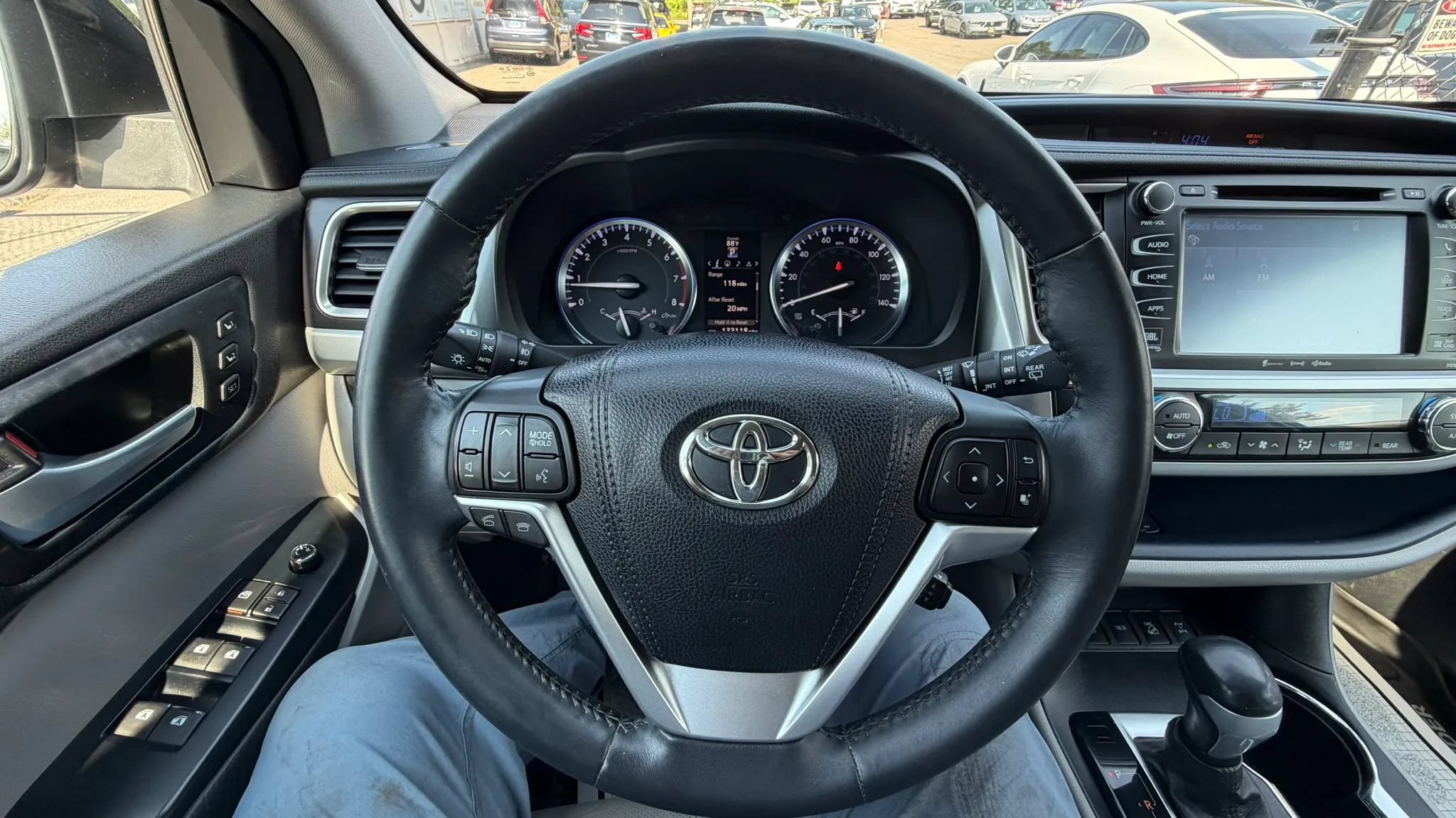 Used 2016 Toyota Highlander Limited AWD/4WD image 22