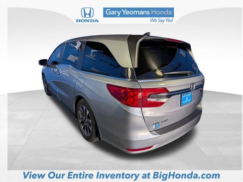 Certified 2024 Honda Odyssey EX-L image 9