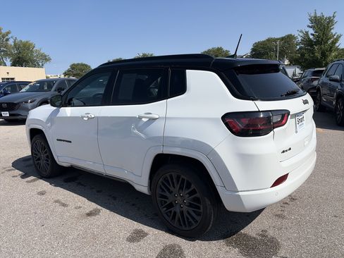 Used 2023 Jeep Compass High Altitude AWD/4WD image 7