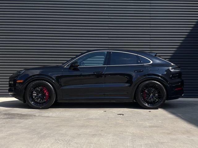 New 2026 Porsche Cayenne Turbo AWD/4WD image 2