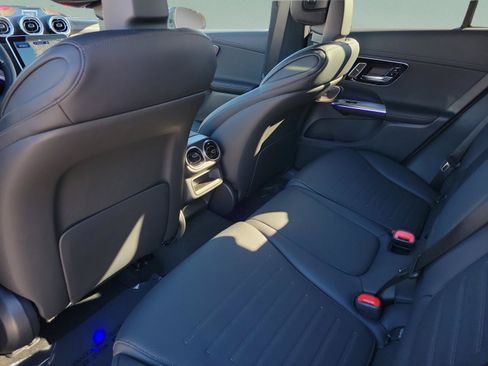 Certified 2026 Mercedes-Benz GLC 300 image 8