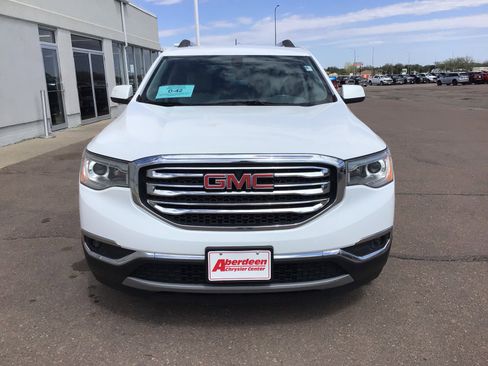 Used 2019 GMC Acadia SLE AWD/4WD image 3