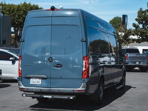 Used 2019 Mercedes-Benz Sprinter 170 image 6