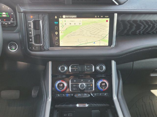 Used 2023 GMC Yukon Denali w/ Denali Reserve Package RWD image 15