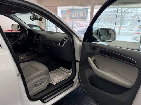 Used 2015 Audi Q5 TDI Prestige w/ Prestige Package image 32
