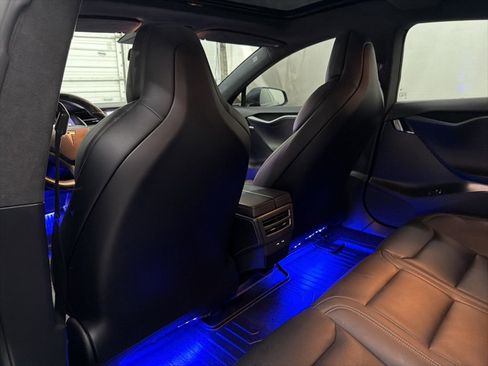 Used 2018 Tesla Model S P100D image 19