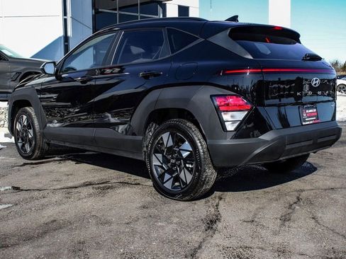 Used 2025 Hyundai Kona SEL image 4