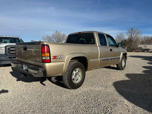 Used 2004 GMC Sierra 1500 SLE w/ Light Duty Power Package image 11