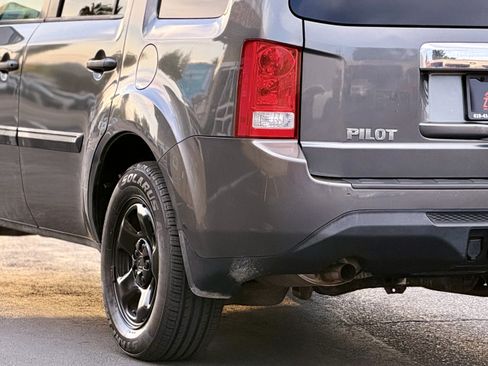 Used 2012 Honda Pilot LX image 11