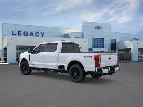 New 2026 Ford F250 Lariat w/ Black Appearance Package AWD/4WD image 4