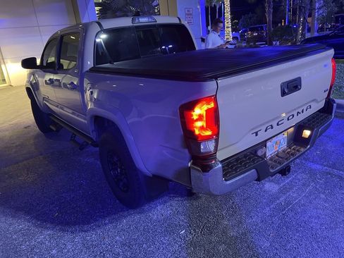 Used 2019 Toyota Tacoma SR5 image 2