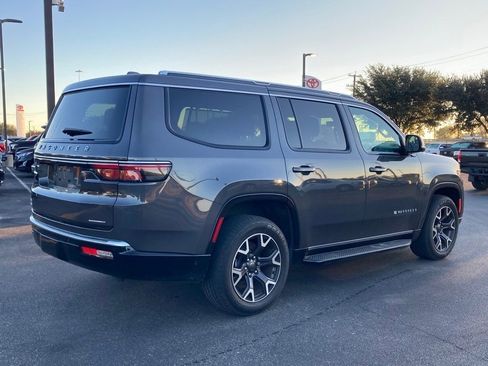 Used 2023 Jeep Wagoneer Series III w/ Convenience Group I image 5