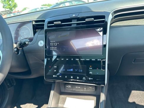 New 2023 Hyundai Tucson Limited image 19