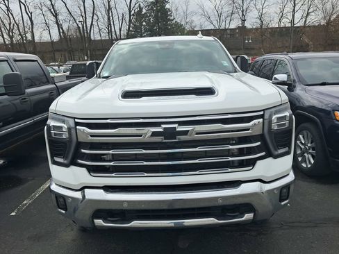 Used 2024 Chevrolet Silverado 2500 LTZ w/ LTZ Premium Package image 5