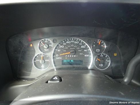 Used 2021 Chevrolet Express 2500 w/ Driver Convenience Package RWD image 24