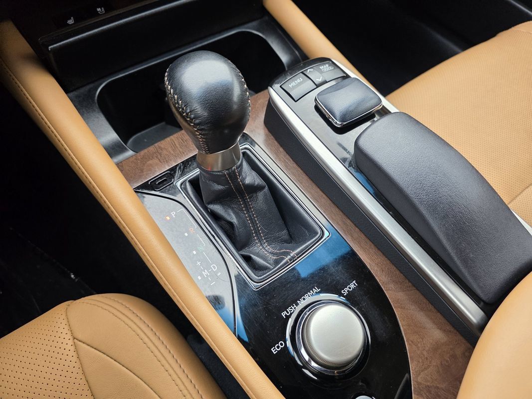Used 2013 Lexus GS 350 AWD w/ Premium Pkg image 24