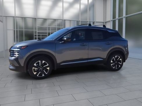 New 2026 Nissan Kicks SV w/ SV Premium Package image 4