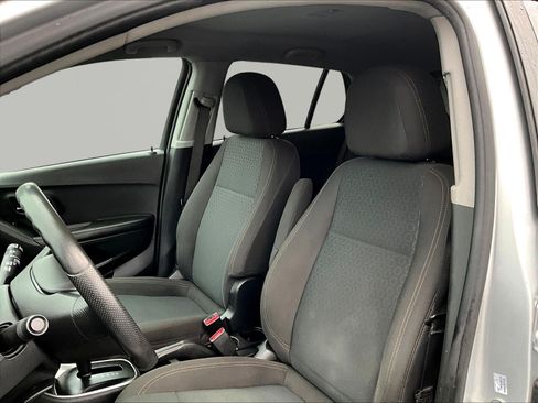 Used 2021 Chevrolet Trax LS w/ Tint and Cruise Package AWD/4WD image 20