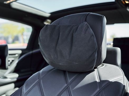 Used 2021 Mercedes-Benz Maybach S 580 4MATIC image 47