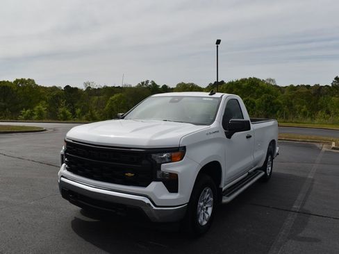 Used 2025 Chevrolet Silverado 1500 W/T image 3