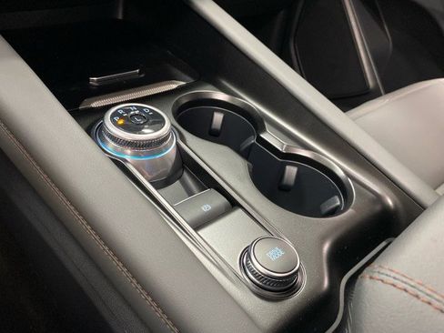 New 2025 Ford Explorer Active w/ Active Comfort Package image 24