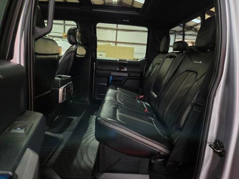 Used 2021 Ford F250 Platinum w/ FX4 Off-Road Package image 9