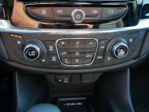 Used 2023 Chevrolet Traverse High Country w/ LPO, Floor Liner Package image 33