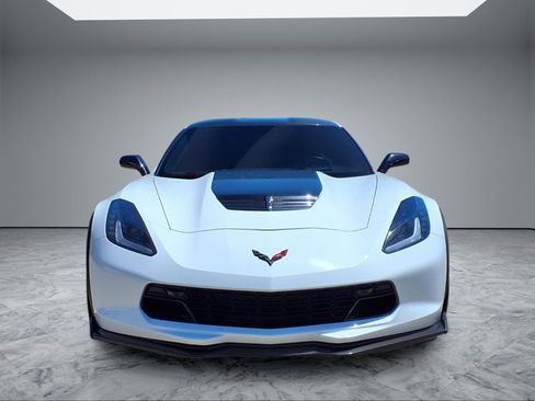 Used 2019 Chevrolet Corvette Z06 image 3