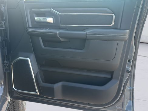 New 2026 RAM 2500 Laramie w/ Night Edition AWD/4WD image 9