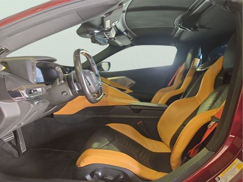 Used 2020 Chevrolet Corvette Stingray Preferred Cpe w/ 2LT Preferred Equipment Group RWD image 13