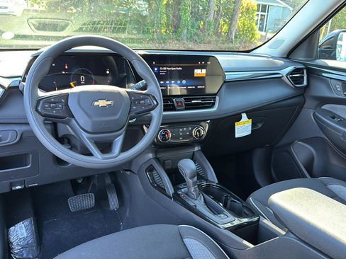 New 2026 Chevrolet TrailBlazer LT w/ Driver Confidence Package image 17
