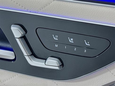 Used 2022 Mercedes-Benz S 580 S 580 image 22