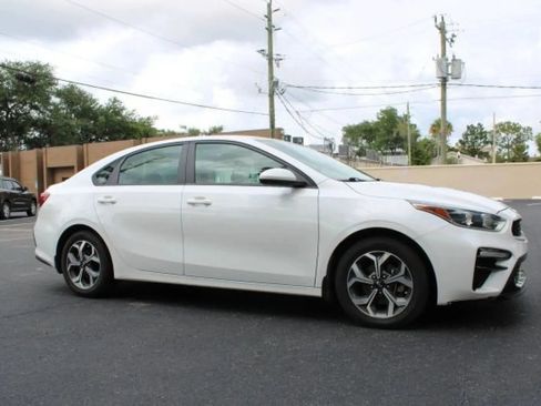 Used 2021 Kia Forte LXS FWD image 13