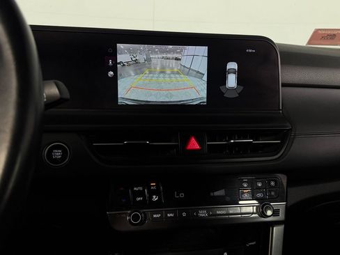 Used 2025 Kia Seltos EX AWD/4WD image 16