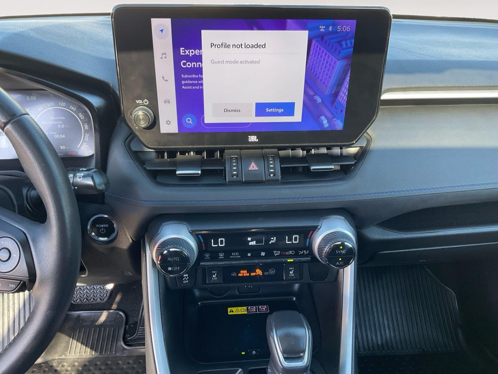 Used 2023 Toyota RAV4 XSE AWD/4WD image 11