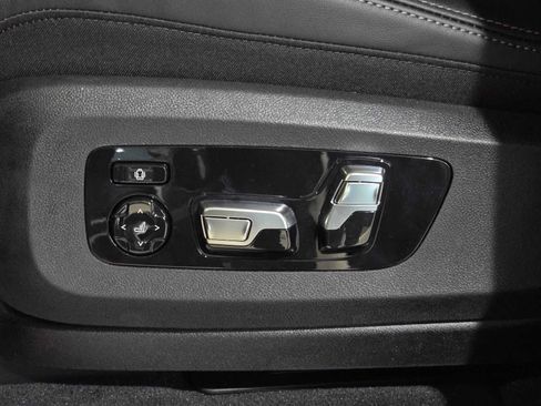 Used 2026 BMW X5 xDrive50e AWD/4WD image 26