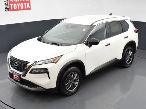 Used 2023 Nissan Rogue S AWD/4WD image 27