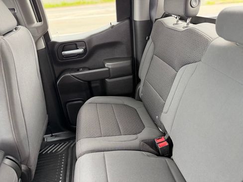 Used 2020 Chevrolet Silverado 1500 Custom w/ Custom Value Package AWD/4WD image 16