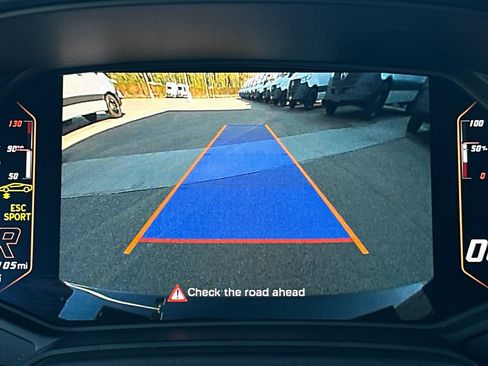 Used 2021 Lamborghini Huracan EVO image 17