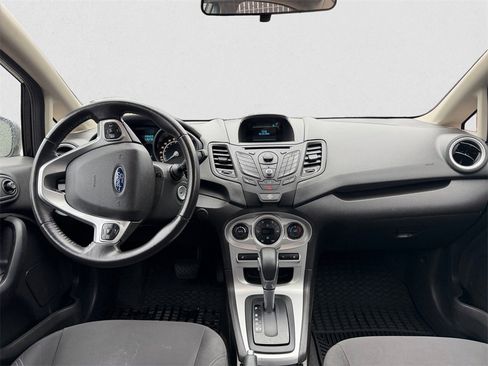 Used 2014 Ford Fiesta SE w/ Comfort Package image 9